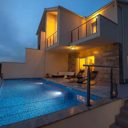 Korkyra Seashell * Blato (Korcula)